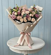 Букет цветов из:  Розы и Лизиантусы #REPLACE_PRED# Старой Руссе