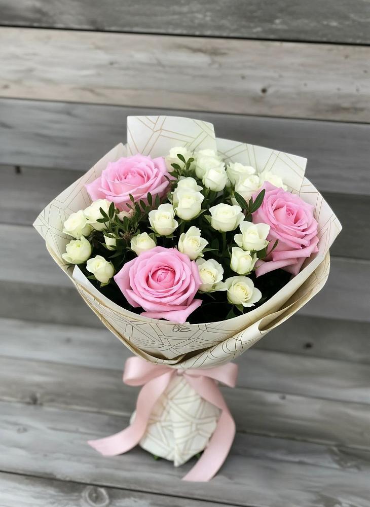 Букет цветов из: Розы в Старой Руссе