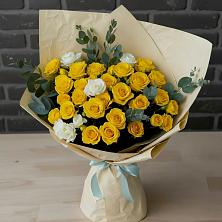Букет цветов из:  Розы в Старой Руссе