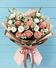 Букет цветов из:  Розы, Альстромерии и Лизиантусы #REPLACE_PRED# Старой Руссе