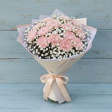 Букет цветов из:  Гвоздики в Старой Руссе