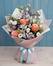 Букет цветов из:  Лизиантусы, Розы, Альстромерии и Гипсофила #REPLACE_PRED# Старой Руссе