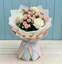 Букет цветов из:  Розы в Старой Руссе