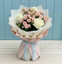Букет цветов из:  Розы в Старой Руссе