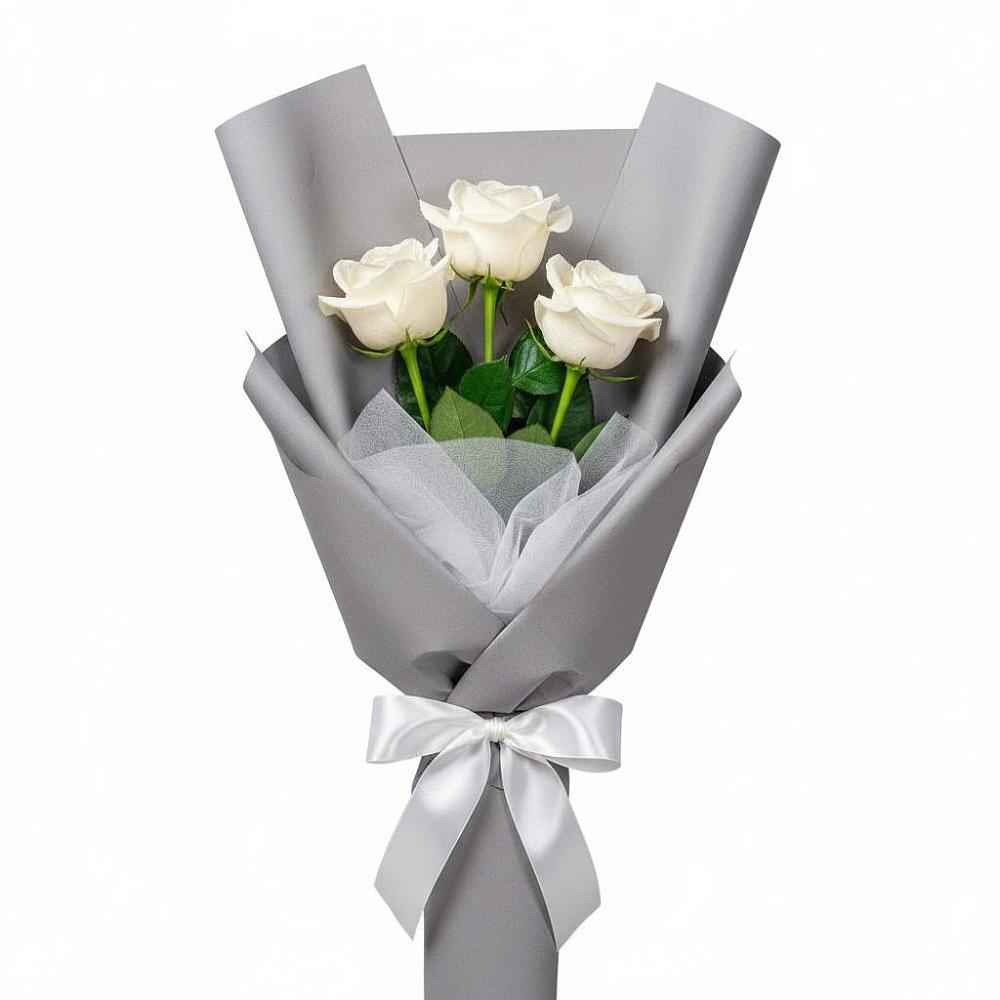 Букет 3 белые розы в Старой Руссе