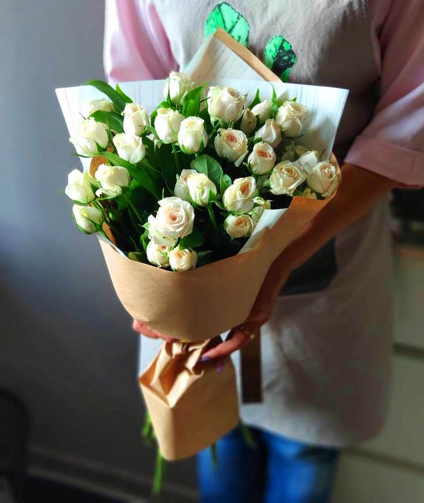Букет цветов из: Розы в Старой Руссе