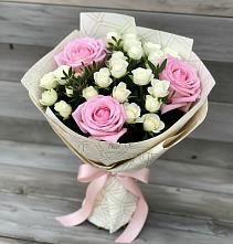 Букет цветов из:  Розы в Старой Руссе