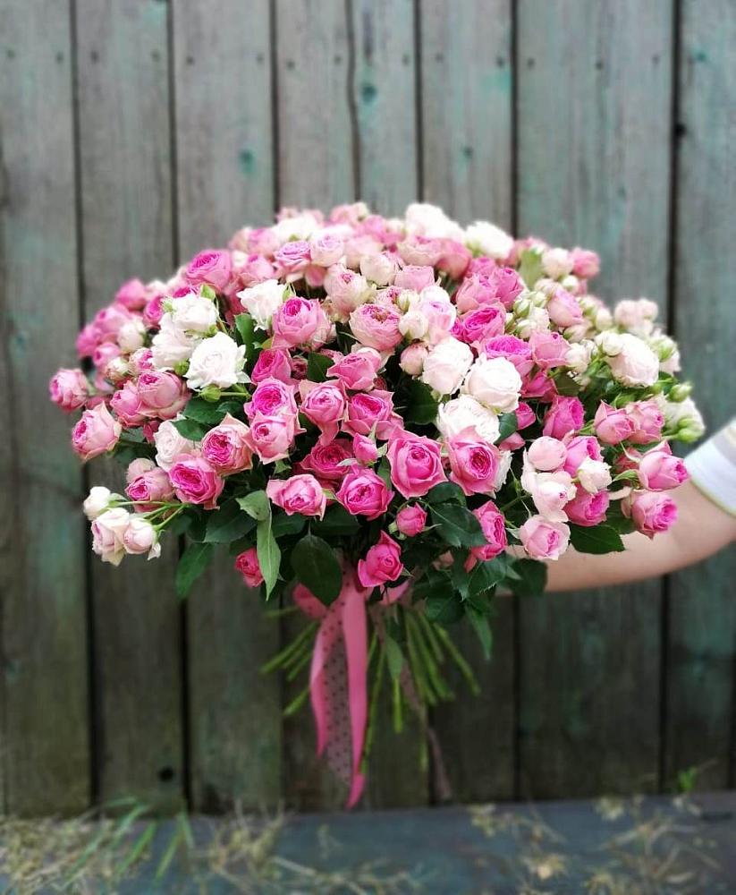 Букет Розовые кустовые розы Натали и Лав Лидия в Старой Руссе