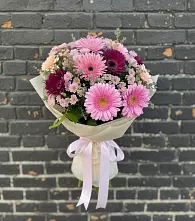 Букет цветов из:  Герберы и Хризантемы #REPLACE_PRED# Старой Руссе