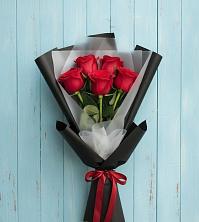 Букет цветов из:  Розы в Старой Руссе