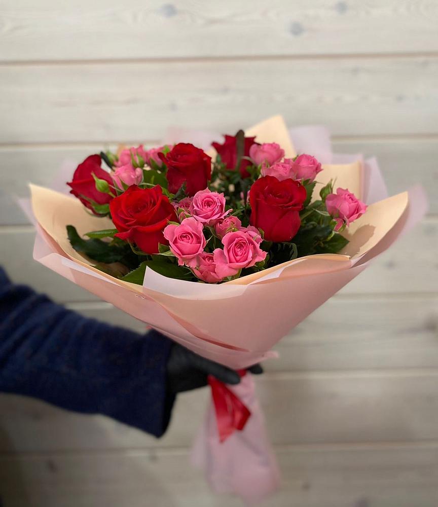 Букет цветов из: Розы в Старой Руссе